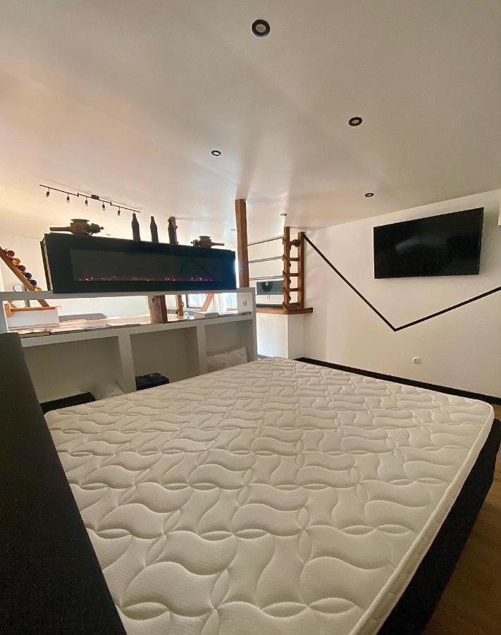 Les 3 E Bed & Breakfast Englebelmer Dış mekan fotoğraf
